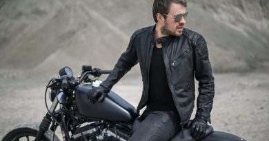 Classic Motorcycle Jackets vs. Racing Jackets Classic Motorcycle Jackets vs. Racing Jackets