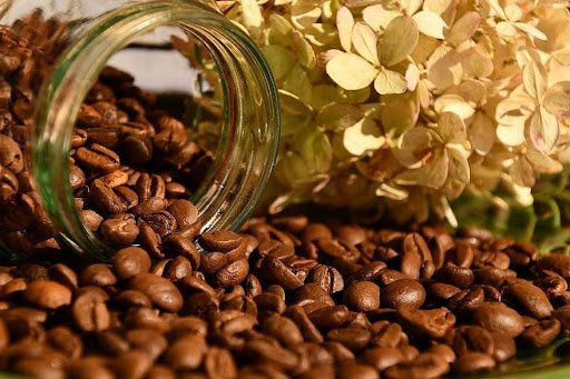 Instant Versus Ground Coffee Beans
